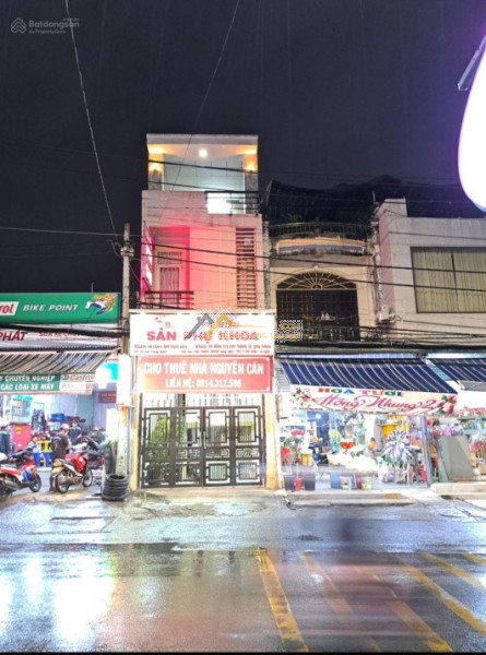 Cho thuê nhà nguyên căn mặt tiền đường bùi trọng nghĩa, cách ngã ba đồng khởi 200m.