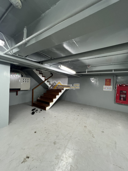 Chính chủ cho thuê shophouse 8 tầng, 126m2 mặt đường văn phú, hà đông