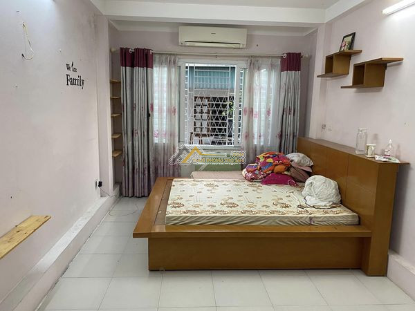 Chính chủ cần cho thuê 1 phòng tầng 3 số 19 ngõ 82/98 yên lãng, láng hạ. đống đa hn