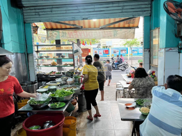 Cần sang nhượng lại tiệm cơm chay tại quận 11, tp hcm