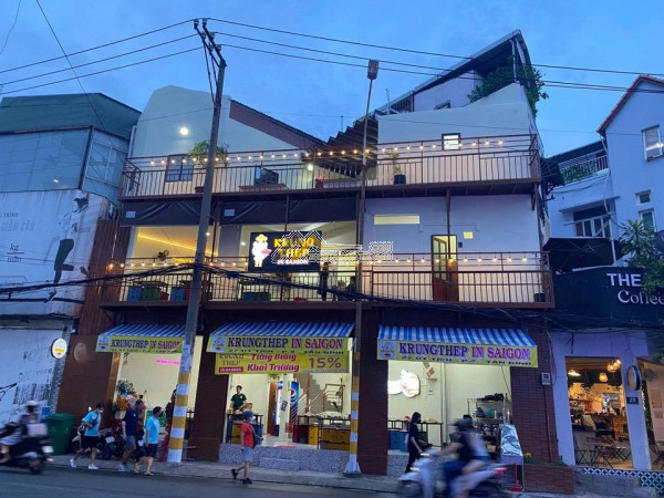 Nhà cho thuê nguyễn đình chính q.pn.7x18m.35tr