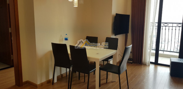 Cho thuê căn hộ cao cấp r6, tầng trung, royol city, 72 nguyễn trãi, thanh xuân