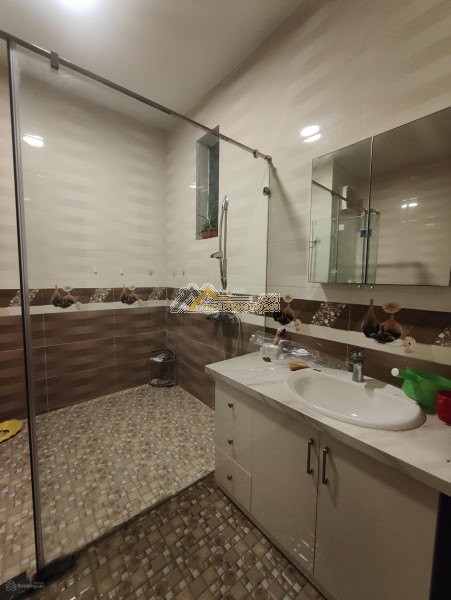 Chính chủ cần cho thuê nhà 3,5 tầng đường nhựa 2 xe tải tránh nhau tại long biên hà nội
