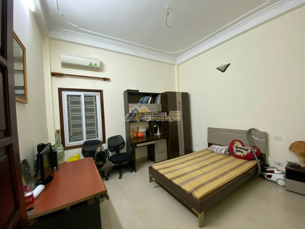 Cho thuê biệt thự lô góc phố đỗ quang, cầu giấy