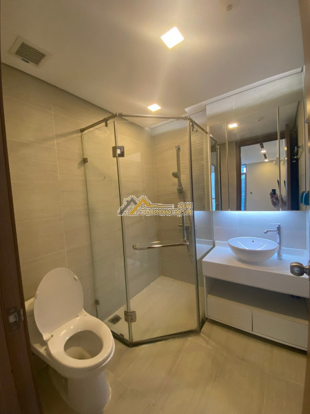 Cần cho thuê căn hộ vinhomes central park, phường 22, bình thạnh, tp hcm