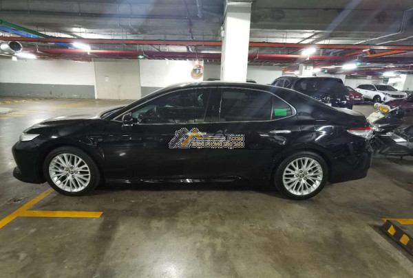 Toyota camry 2.5q 2019 đen, siêu lướt odo 13,000km