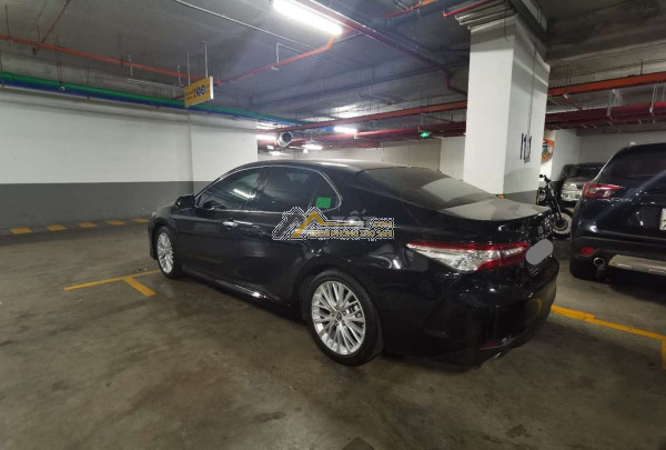 Toyota camry 2.5q 2019 đen, siêu lướt odo 13,000km