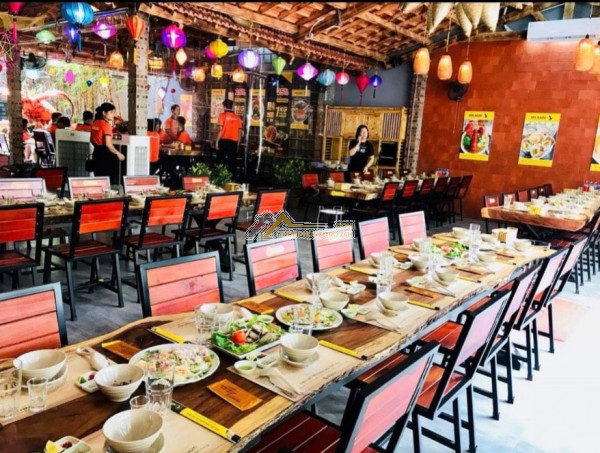 Cần sang nhượng lại nhà hàng đang kinh doanh tại hà đông