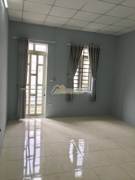 Cho thuê nhà nguyên căn quận 9, phường phú hữu, 7tr, 4pn, 3wc