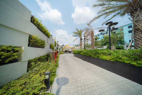 7 tr/tháng cho căn hộ 50 m2 tại lý chiêu hoàng ,quận 6 the western capital