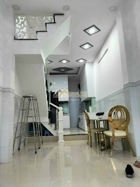 Cho thuê nguyên căn phạm văn chí p8 q6 40m 4 lầu 4 pn 4 máy lạnh chỉ 13 triệu