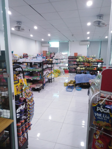 Nhà nguyên căn mặt phố thuỵ khuê 50m 4t. mt5m. kinh doanh tốt. 28 triệu
