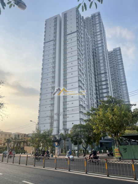 Cho thuê căn shophouse ngay mặt tiền lý chiêu hoàng, q6 - 24tr/tháng