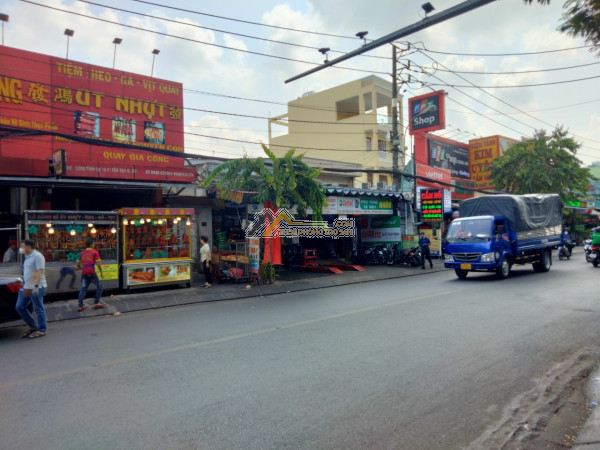 Cho thuê nguyên căn thuận tiện kinh doanh đường tỉnh lộ 10 bình tân