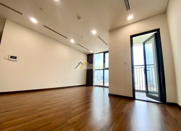 Cho thuê căn hộ phố trần quý kiên, cầu giấy 55m, 2 ngủ. giá: 8tr
