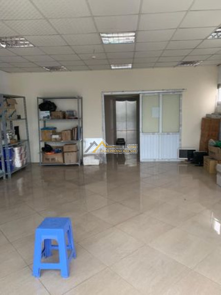 Cho thuê mặt bằng kinh doanh phố quang trung hà đông có diện tích 75m2 xây 7 tầng