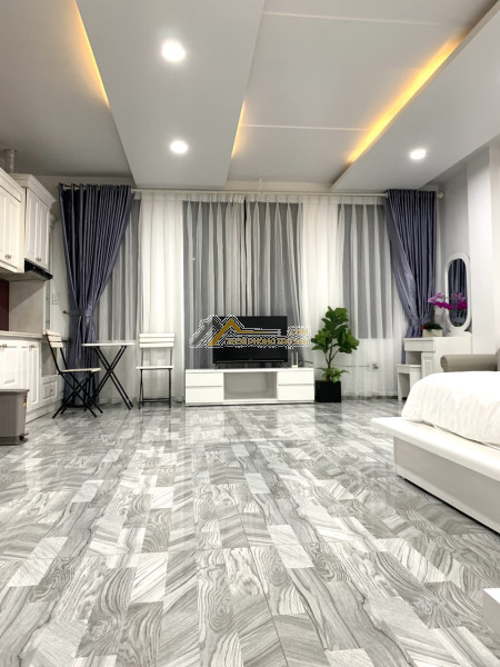 Cho thuê nhà 3 tầng ngô gia tự 70 m oto tận nhà