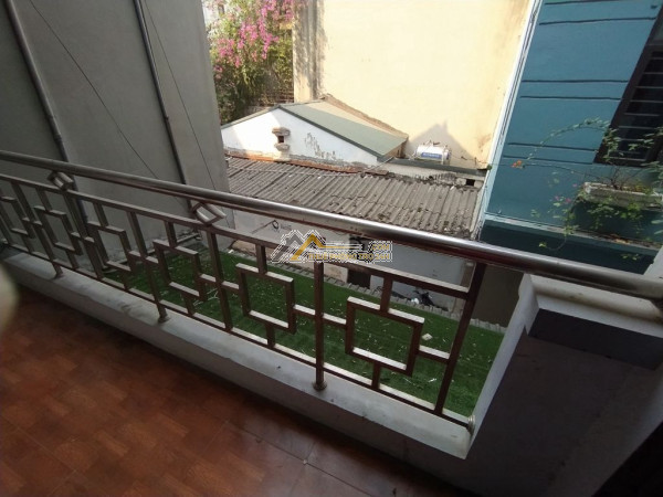 Cho thuê nhà riêng ngõ 59 lê đức thọ_ mỹ đình. diện tích: 64m2. ( 7.4x 8.6m, siêu mặt tiền)