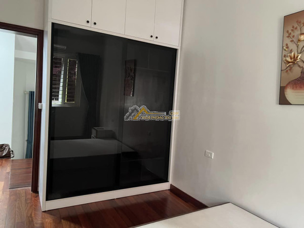 Cho thuê bt phố đội cấn ,110m2 x 4 tầng, giá 30tr