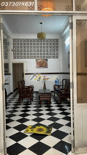 Cho thuê homestay 11 phòng ngủ giá siêu rẻ 20 triệu tháng khu vực vĩnh hải nha trang