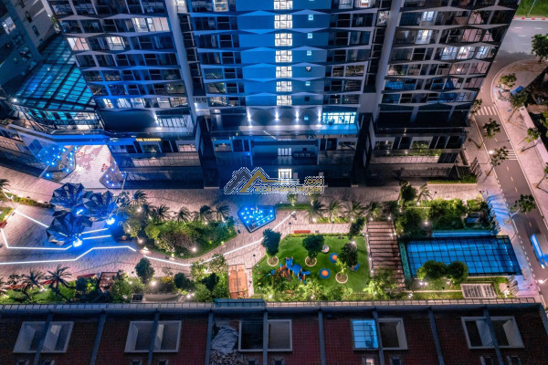Cho thuê 3 ngủ the matrix one có bồn tắm nóng , view công viên