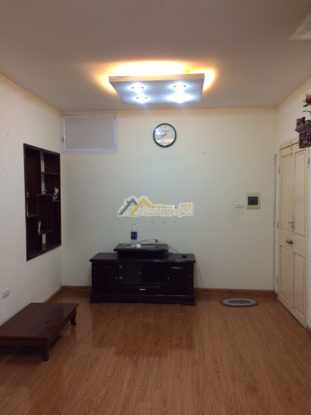 Chính chủ cho thuê căn hộ tập thể tầng 5 ngõ hoà bình 7, phố minh khai, hai bà trưng, hà nội