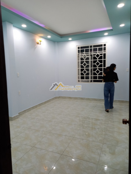 cho thuê phòng tại 27 đường số 5, phường 16, quận 8 dt24m2 giá 3.5tr/th lh 0845544458