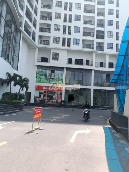Cho thuê shophouse trung tâm thanh trì, diện tích 75m2, 02 tầng, giá 23 triệu/ tháng