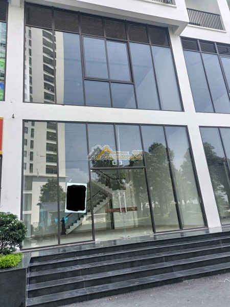 Cho thuê shophouse trung tâm thanh trì, diện tích 75m2, 02 tầng, giá 23 triệu/ tháng