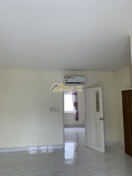 Cho thuê nhà nguyên căn - tân bình - vị trí đẹp vừa ở vừa kinh doanh - chỉ 12 tr /tháng