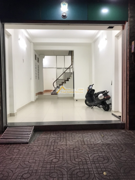Cho thuê nhà nguyên căn - tân bình - vị trí đẹp vừa ở vừa kinh doanh - chỉ 12 tr /tháng