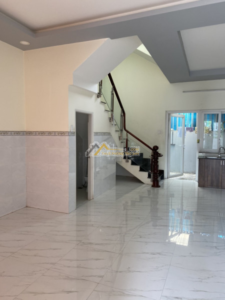 Cho thuê nhà nguyên căn - tân bình - vị trí đẹp vừa ở vừa kinh doanh - chỉ 12 tr /tháng