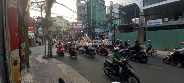 Cho thuê nhà nguyên căn - tân bình - vị trí đẹp vừa ở vừa kinh doanh - chỉ 12 tr /tháng