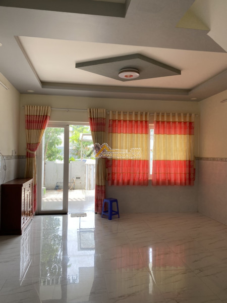 Cho thuê nhà nguyên căn - tân bình - vị trí đẹp vừa ở vừa kinh doanh - chỉ 12 tr /tháng