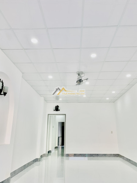 Nhà mặt tiền huyện cao lãnh tiện kinh doanh