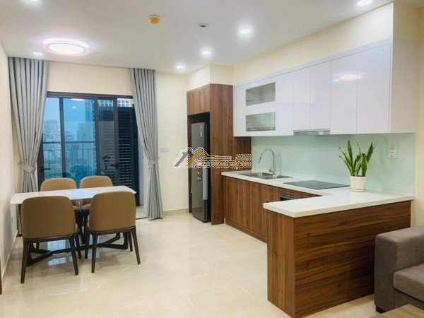 Cần cho thuê nhà hoàng quốc việt, cầu giấy, ô tô, kinh doanh, ở tốt.