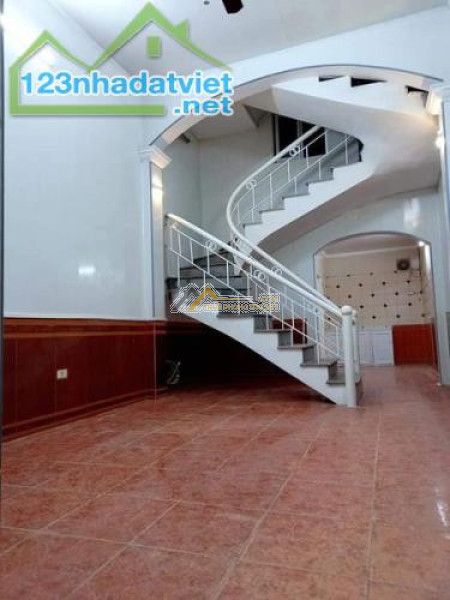 Cho Thuê Nhà Kho  xưởng , Đường Huỳnh Ngọc Huệ An khê, TP Đà Nẵng.