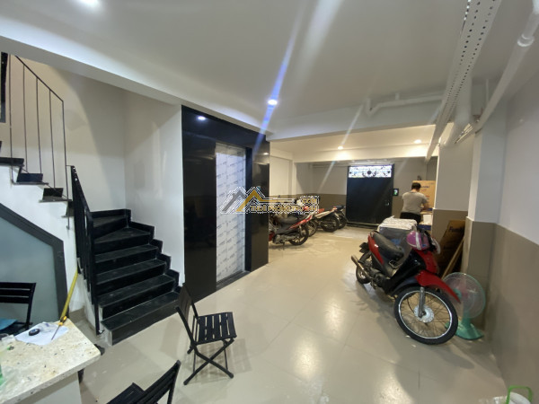 Cho thuê chdv full nội thất tại bạch đằng, p.15, bình thạnh, gần đại học uef và đại học hutech