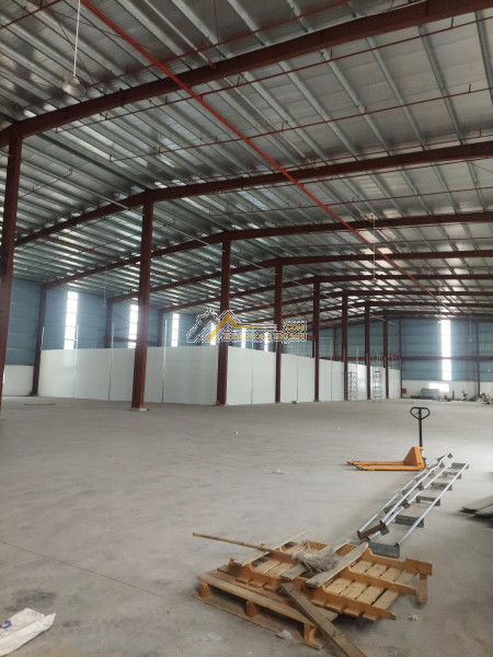 Cho thuê kho xưởng 2400 đức giang, long biên.