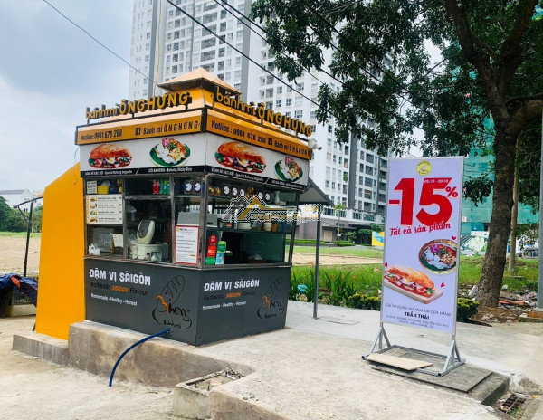 Căn hộ dịch vụ cho thuê, căn mới xây sạch sẽ, chỉ 7p là tới q1. đường nguyễn kiệm, p9, phú nhuận