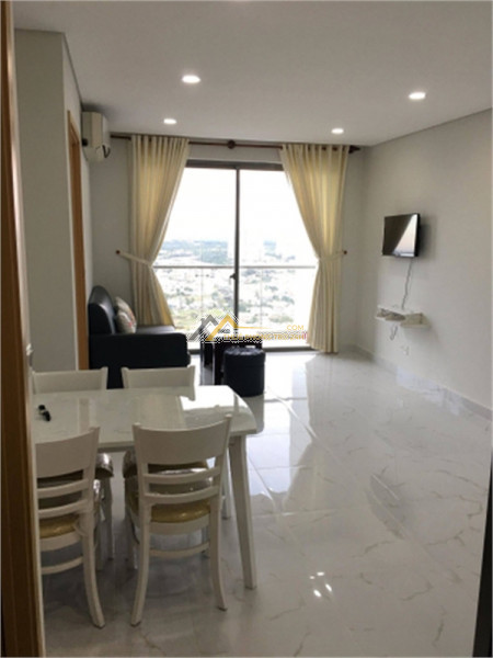 An gia skyline block a tầng cao, 3pn , 2wc, giá 14 triệu.