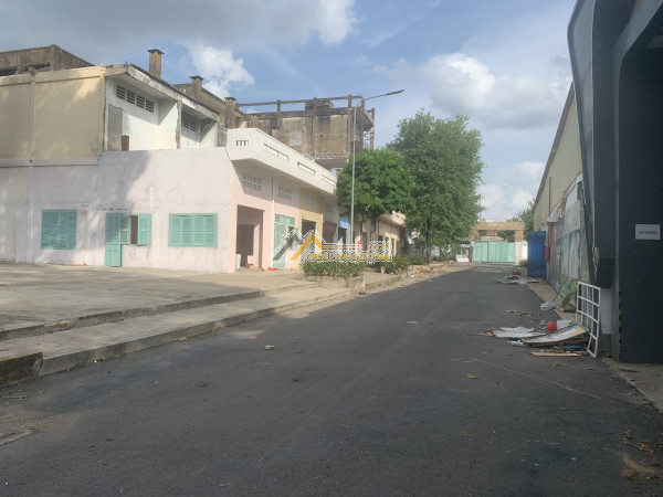 Xưởng trong khu công nghiệp phường linh tây 1500m2, 2000m2, 2800m2, 80k/m2