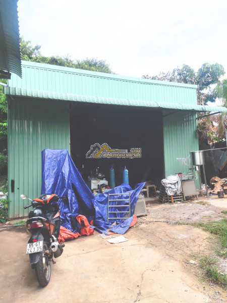 Cần cho thuê nhà xưởng 100m2, tại đường vĩnh phú 29