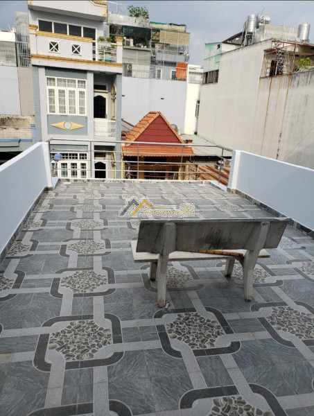 Cho thuê nhà hẻm 6m tân kỳ tân quý quận tân phú 4 x 20m x 3t chỉ 14 triệu tl