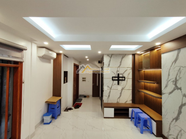 Chính chủ cần cho thuê tầng 1 làm mặt bằng kinh doanh.
- địa chỉ : ngõ 89 thái hà, đống đa, hà