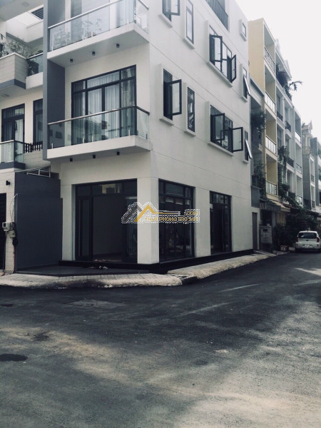 Cho thuê mtkd vi trí đẹp8m  gần hòa bình quận tân phú 4 x10m chỉ 9 triệu tl