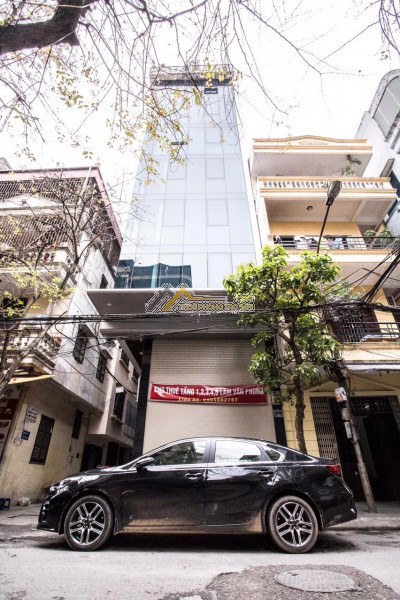 Cho thuê văn phòng số 18 ngõ 629 phố kim mã, phường ngọc khánh, quận ba đình, hà nội.