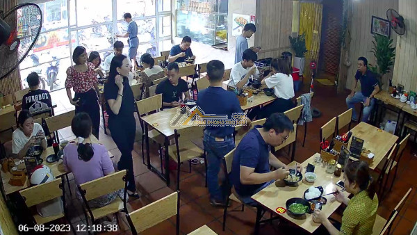 Sang nhượng quán ăn ở vườn cam, nam từ liêm ( gần cây xăng lê quang đạo )- quán diện tích 100m2-