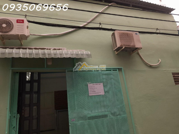 Chính chủ cần cho thuê nhà nguyên căn hẻm xe hơi q11