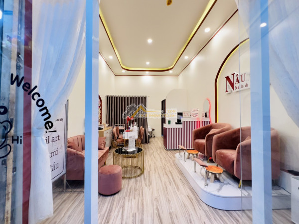 Chính chủ cần sang nhượng tiệm nâu nails và beauty tại nhà thờ đồng phát, quảng tiến, trảng bom,